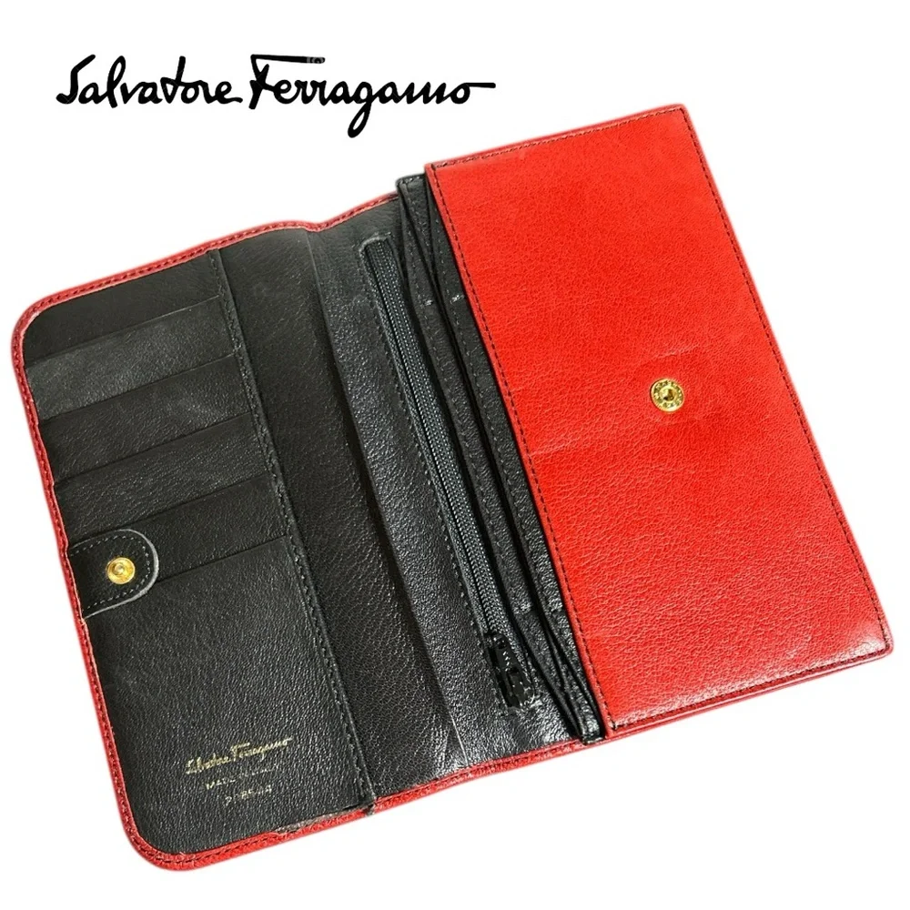Salvatore‎ Ferragamo Women’s VINTAGE Red Leather Wallet